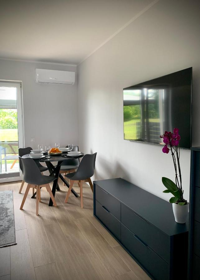 Apartament Sarbinowo Z Ogrodkiem Bagian luar foto